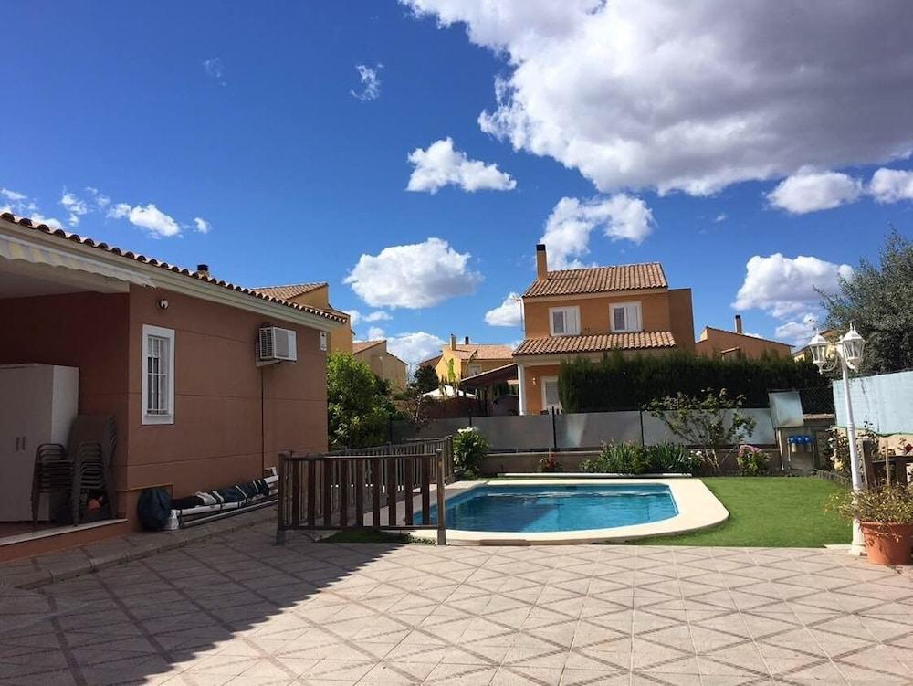 La Perla De Oasis Lliria Exterior photo